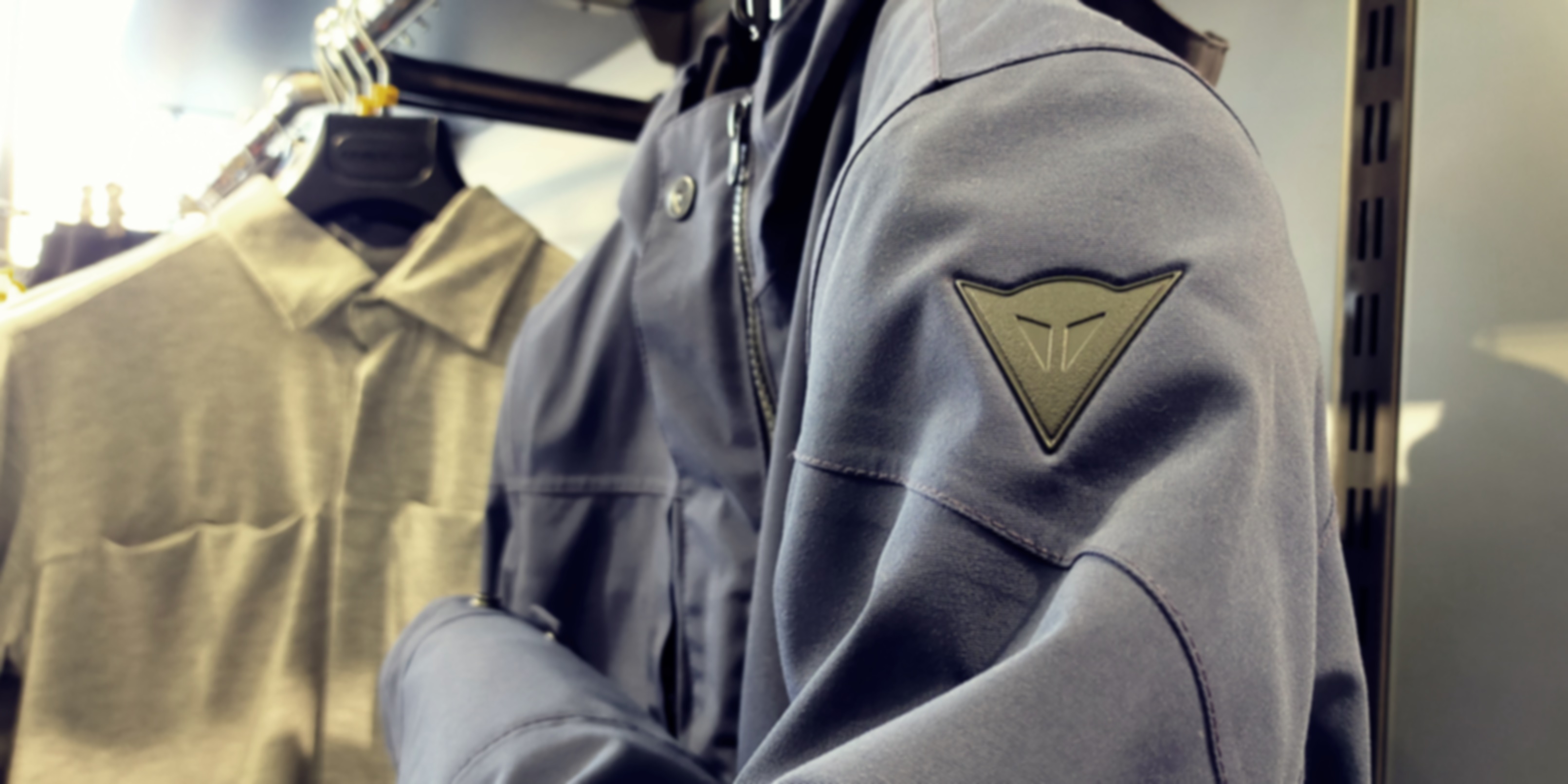 アーバンライディングに】VICENZA GORE-TEX® JACKET